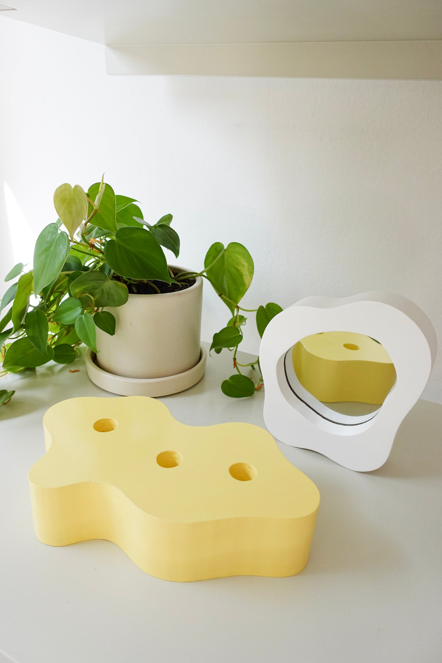 EXCLUSIVE - Yellow Cloud Triple Candle Holder